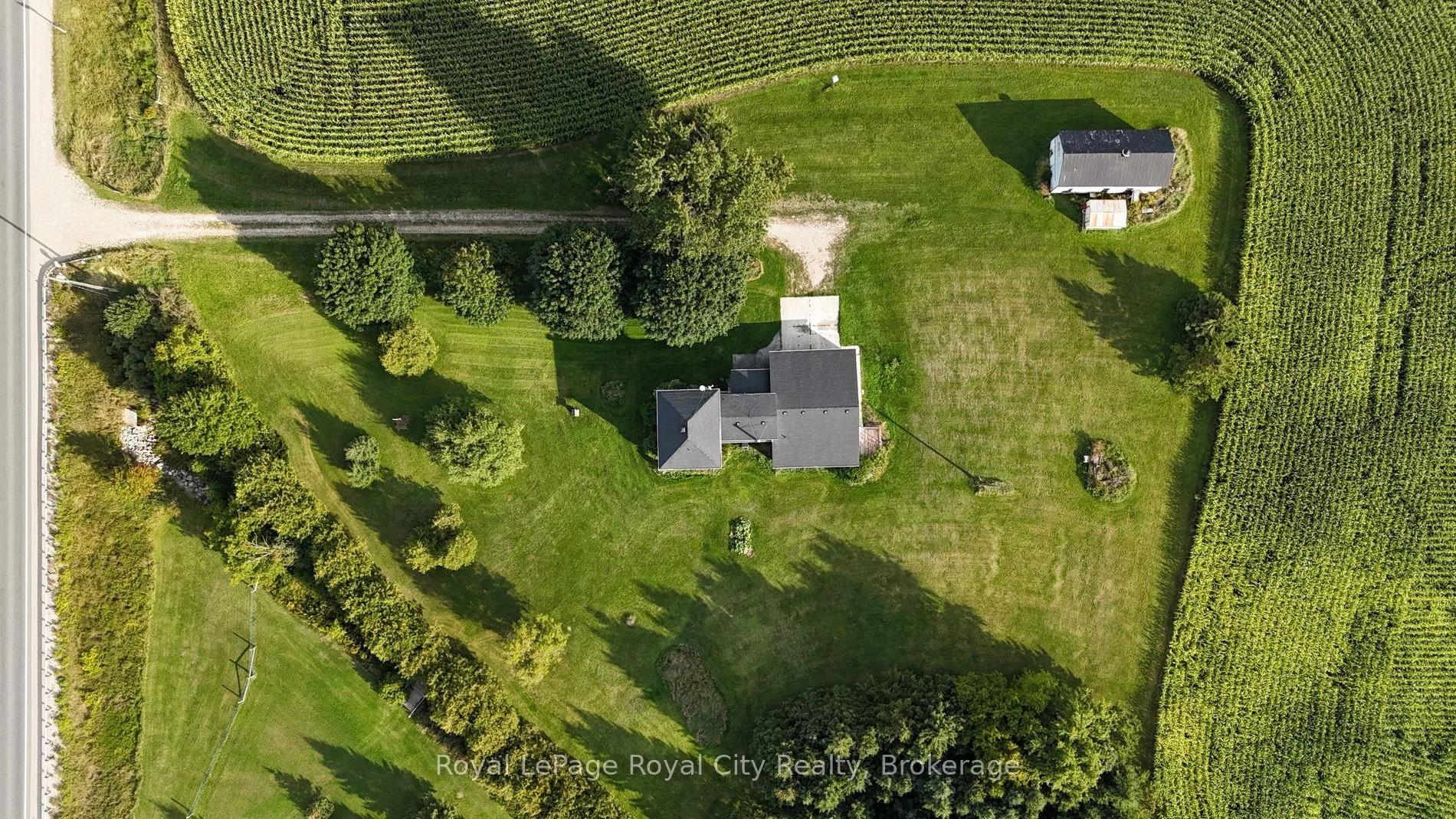 8510 6 Highway, Wellington North, ON N0G 1A0