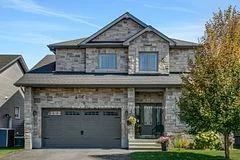 Detached in Russell
