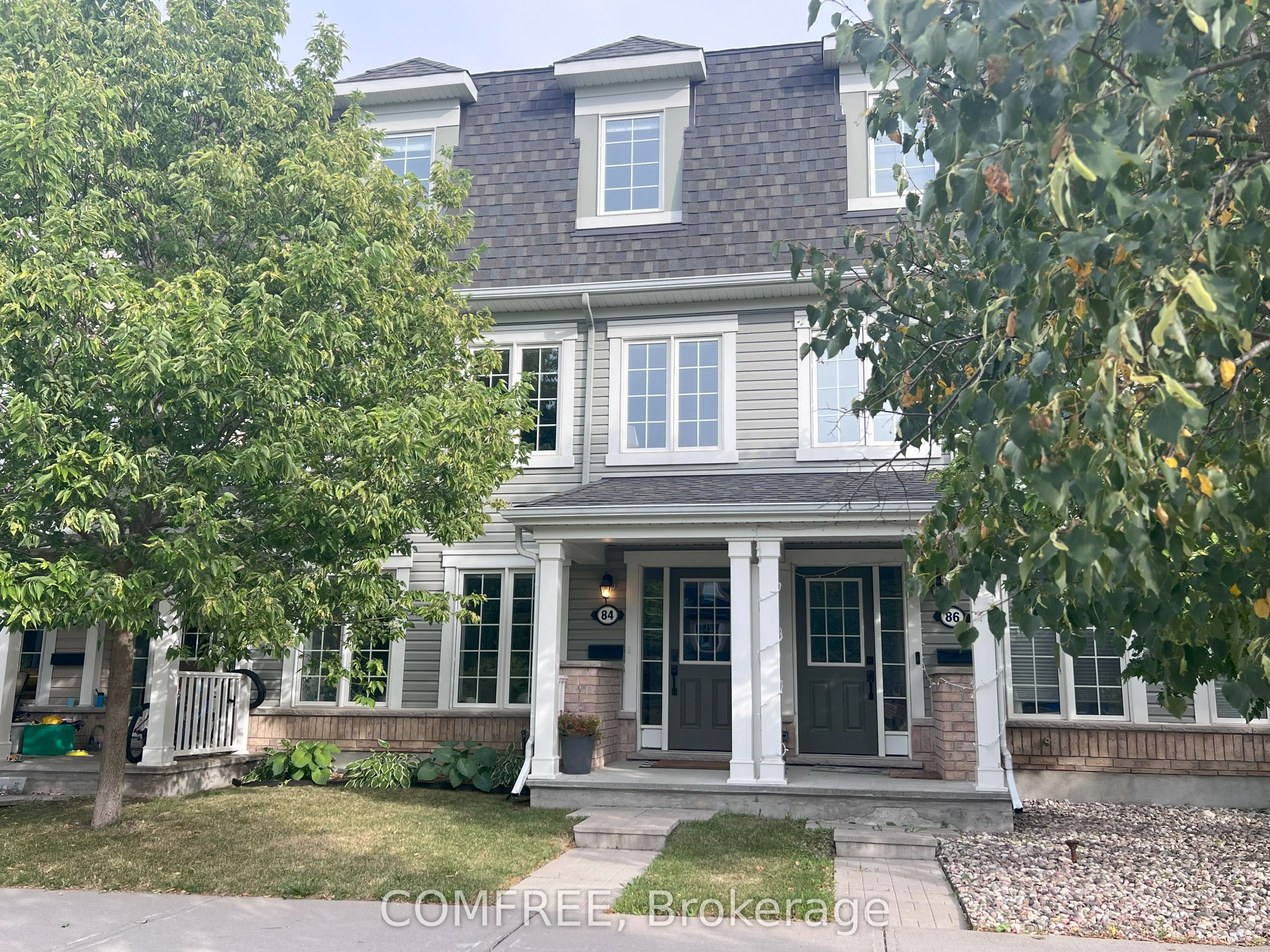 84 Brisote Lane, Stittsville - Munster - Richmond, ON K2S 0V3