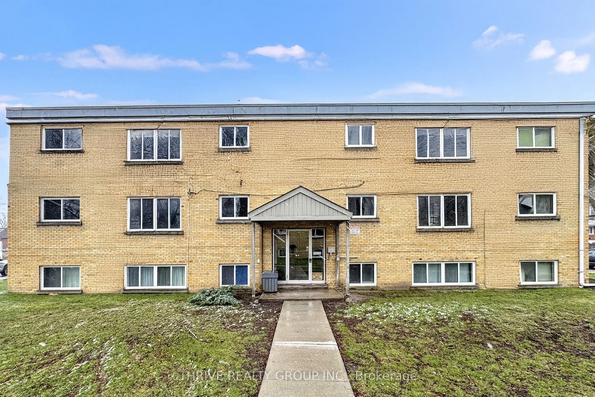 63 Wellington Road 2, London South, ON N6C 4M7