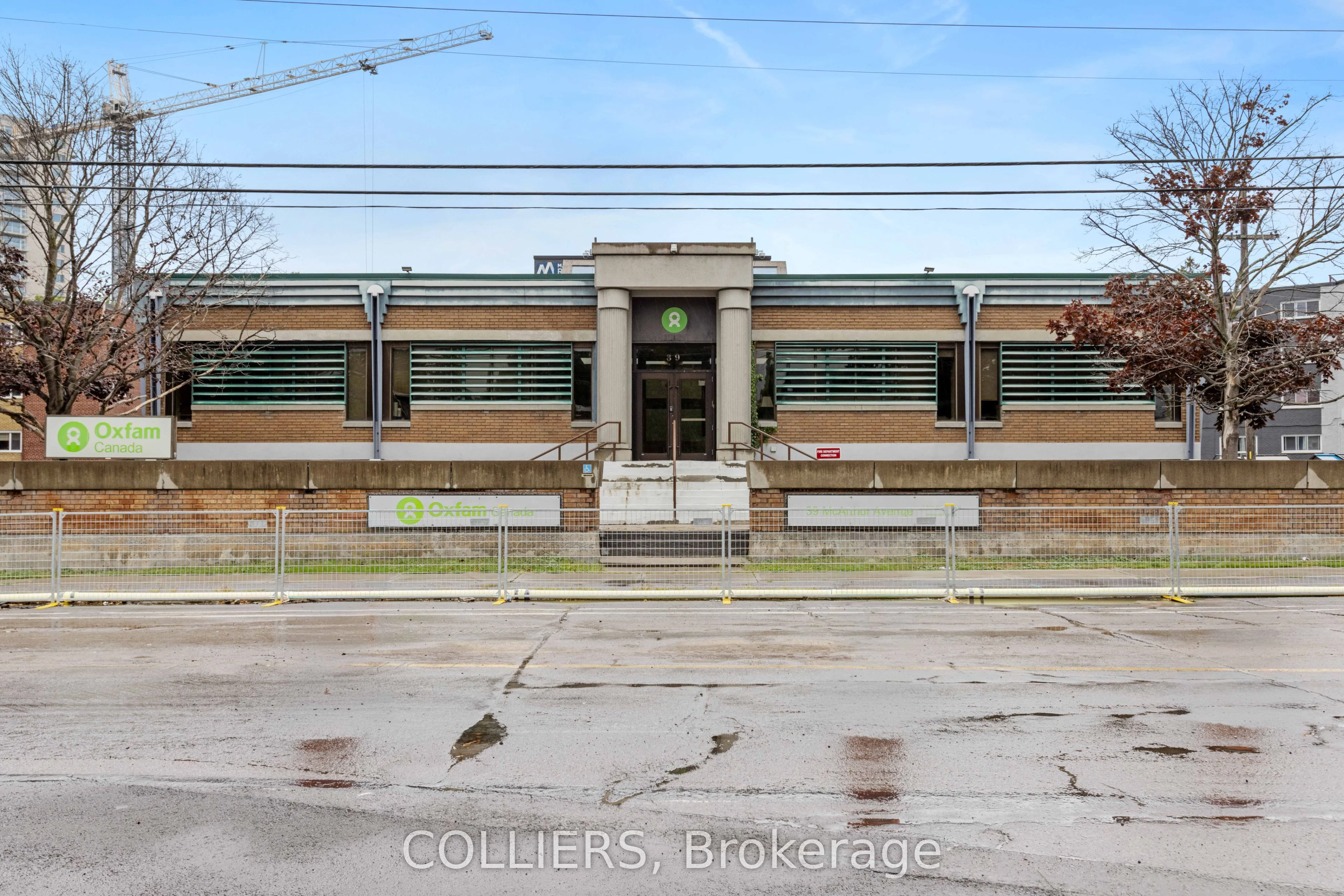 39 McArthur Avenue, Vanier and Kingsview Park, ON K1L 6R1