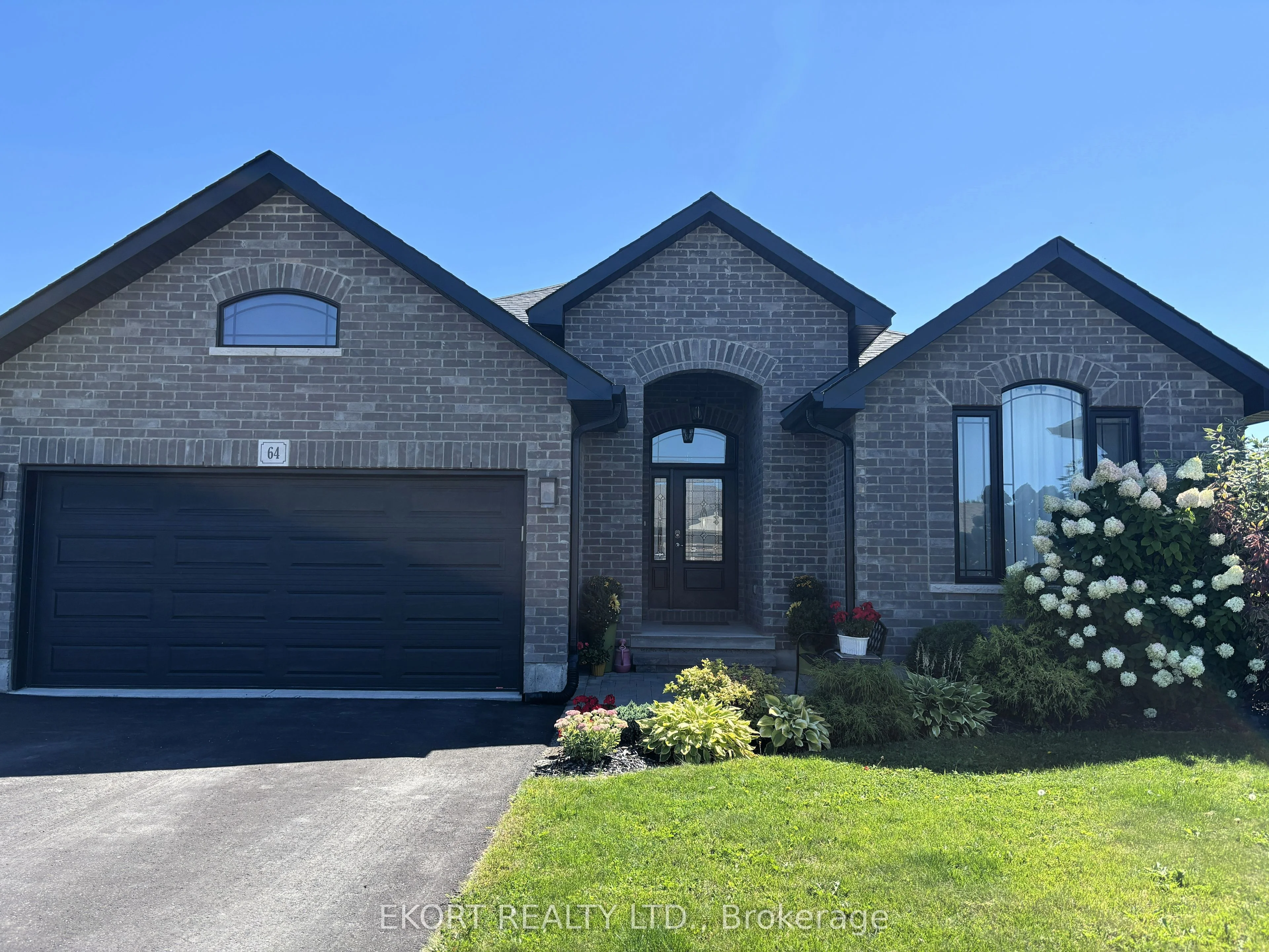 64 Farmington Crescent, Belleville, On K8n 0j8