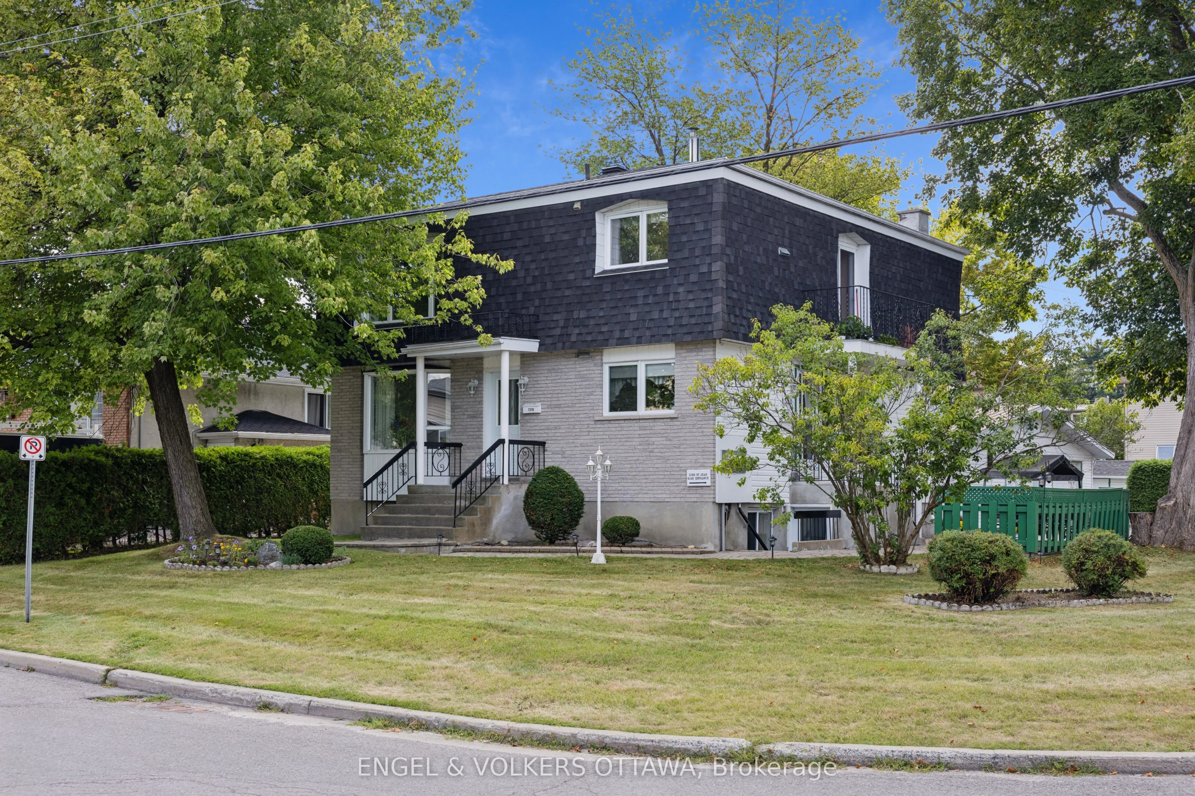 Duplex in Orleans - Convent Glen and Area