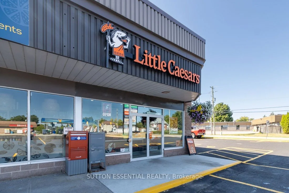 207 Brockville Street, Smiths Falls, ON K7A 3Z3