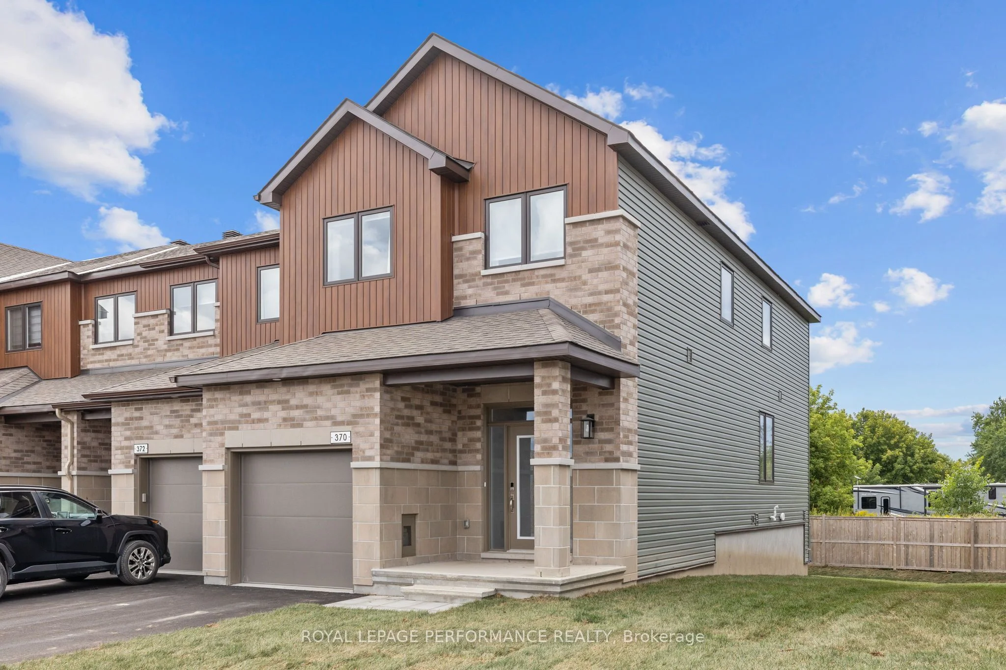 370 Labelle Street, Russell, ON K0A 1W0