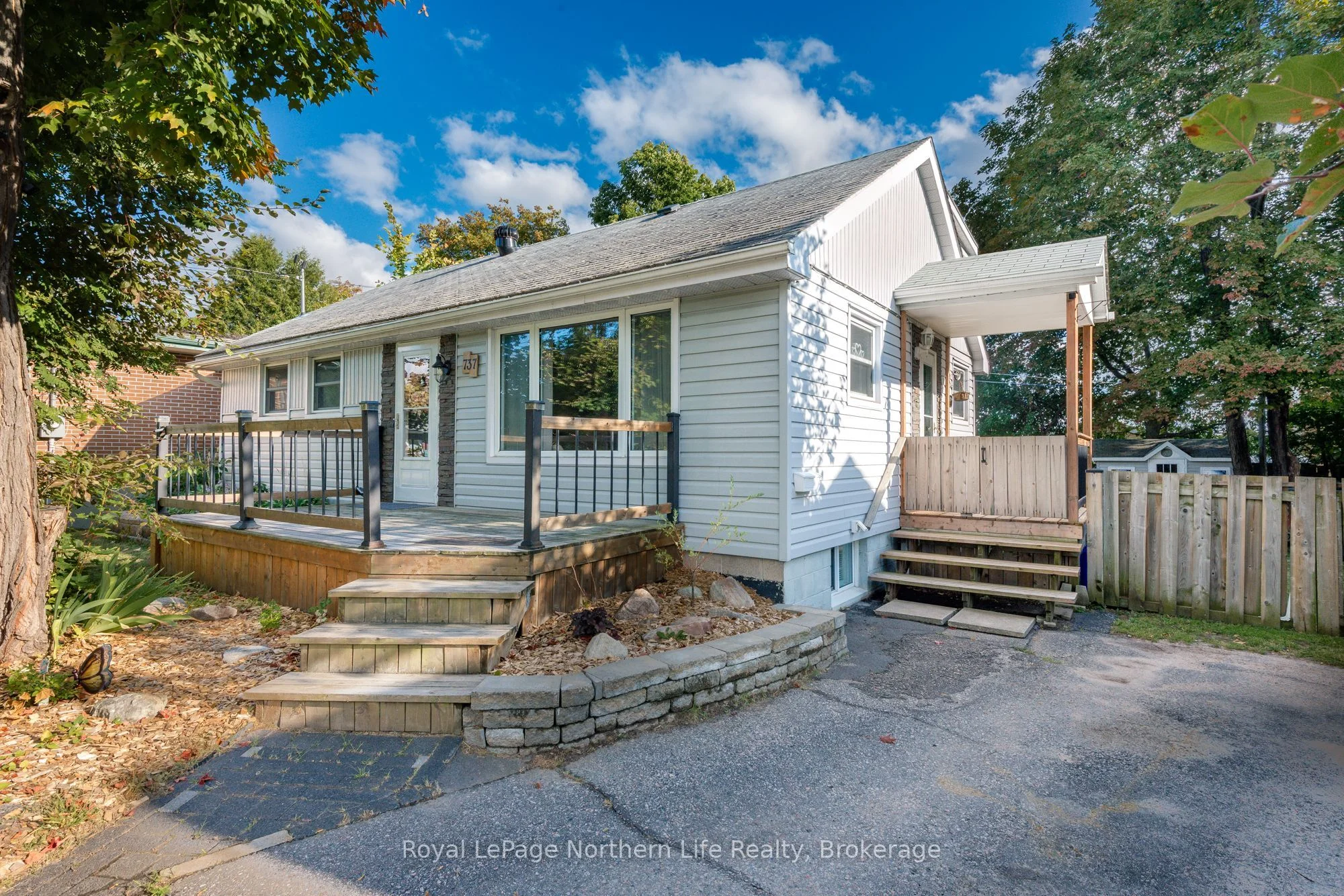 737 Reynolds Street, North Bay, ON P1B 5C5