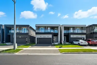 Semi-Detached in Fort Erie