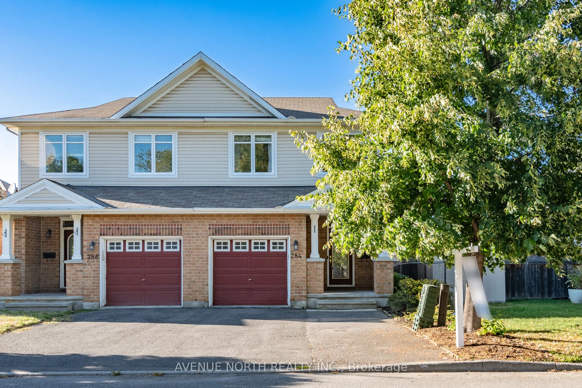 284 Parkin Circle, Blossom Park - Airport and Area, ON K1T 4G8