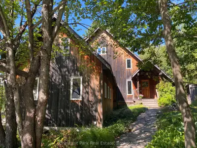 Detached in Muskoka Lakes