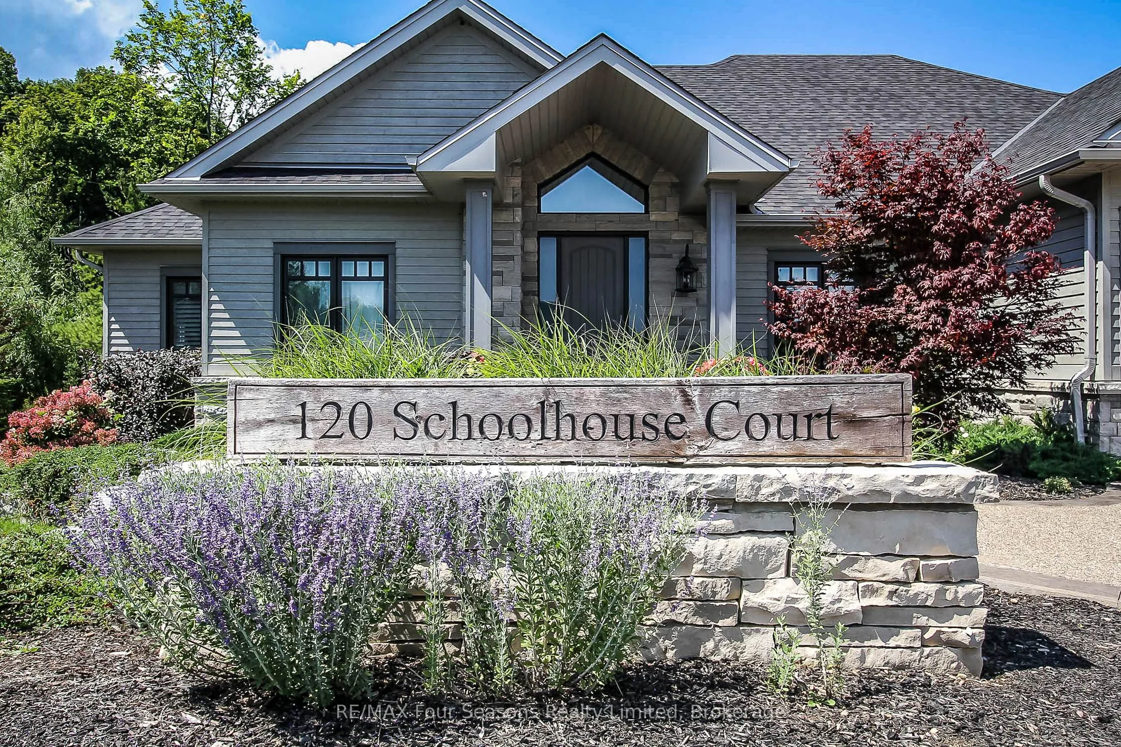 120 SCHOOLHOUSE Court, Blue Mountains, ON L9Y 0N2