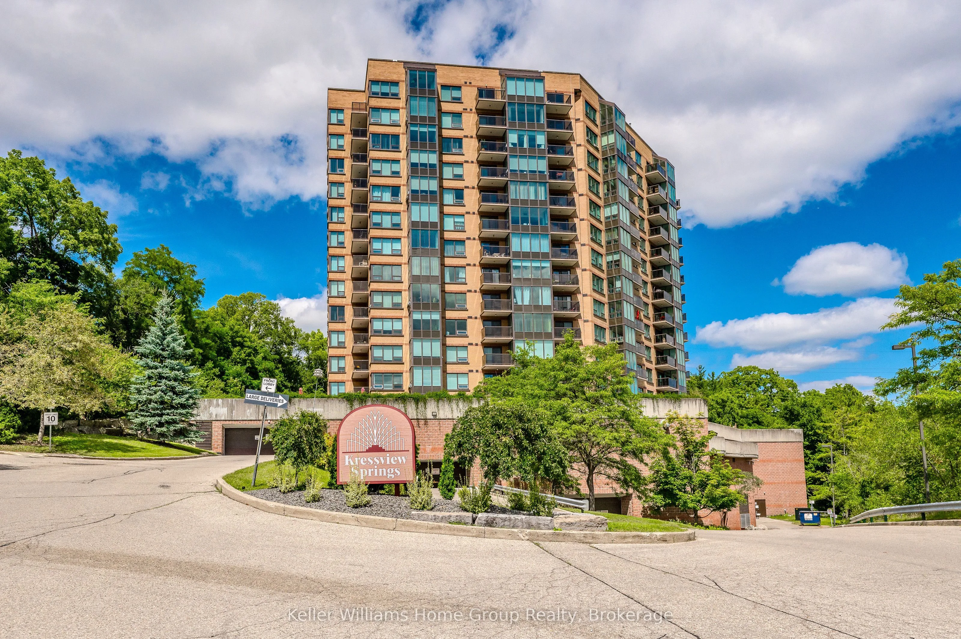 237 King Street W 1008, Cambridge, On N3h 5l2