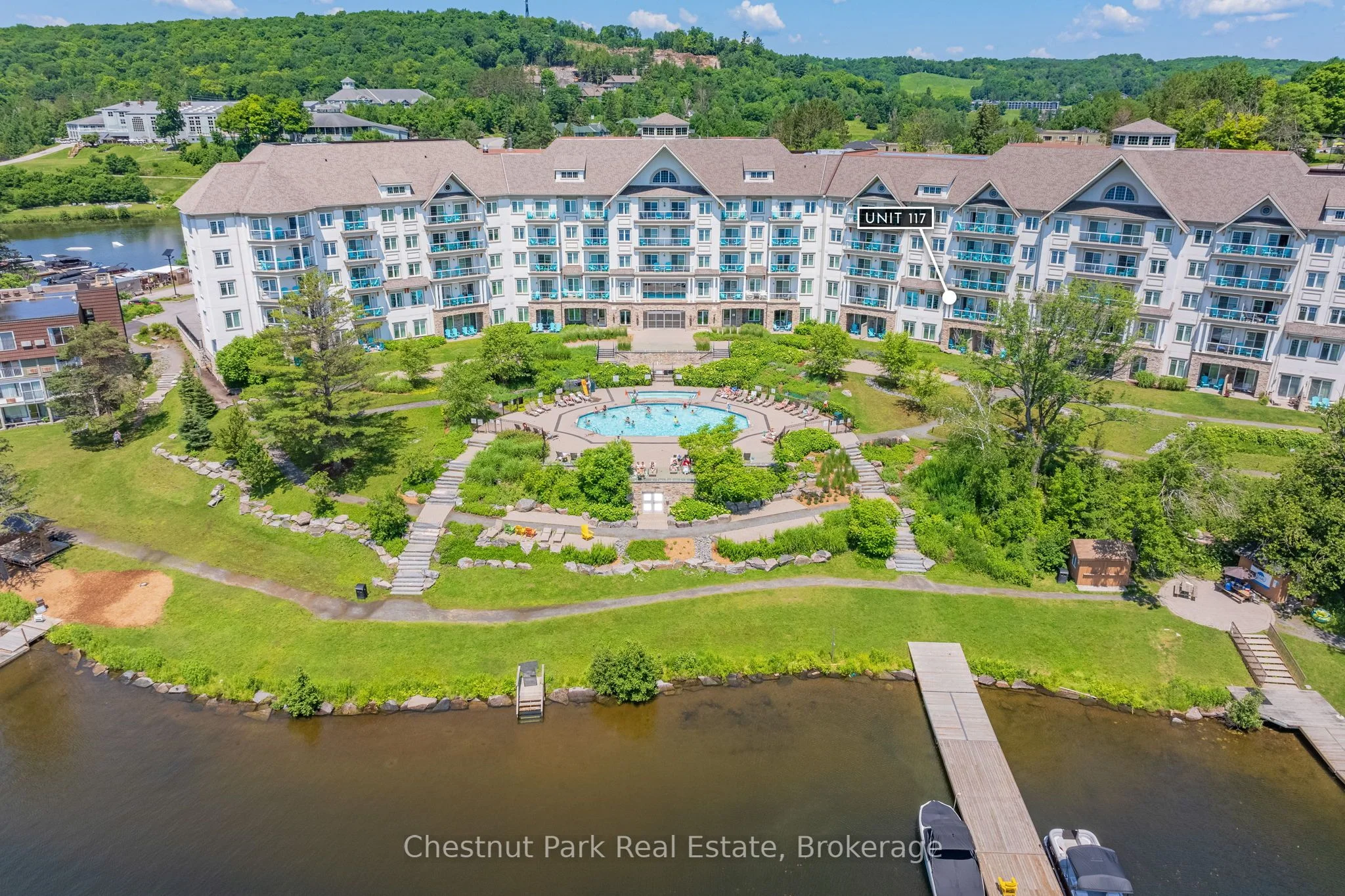 25 PEN LAKE POINT Road 117, Huntsville, ON P1H 1A9