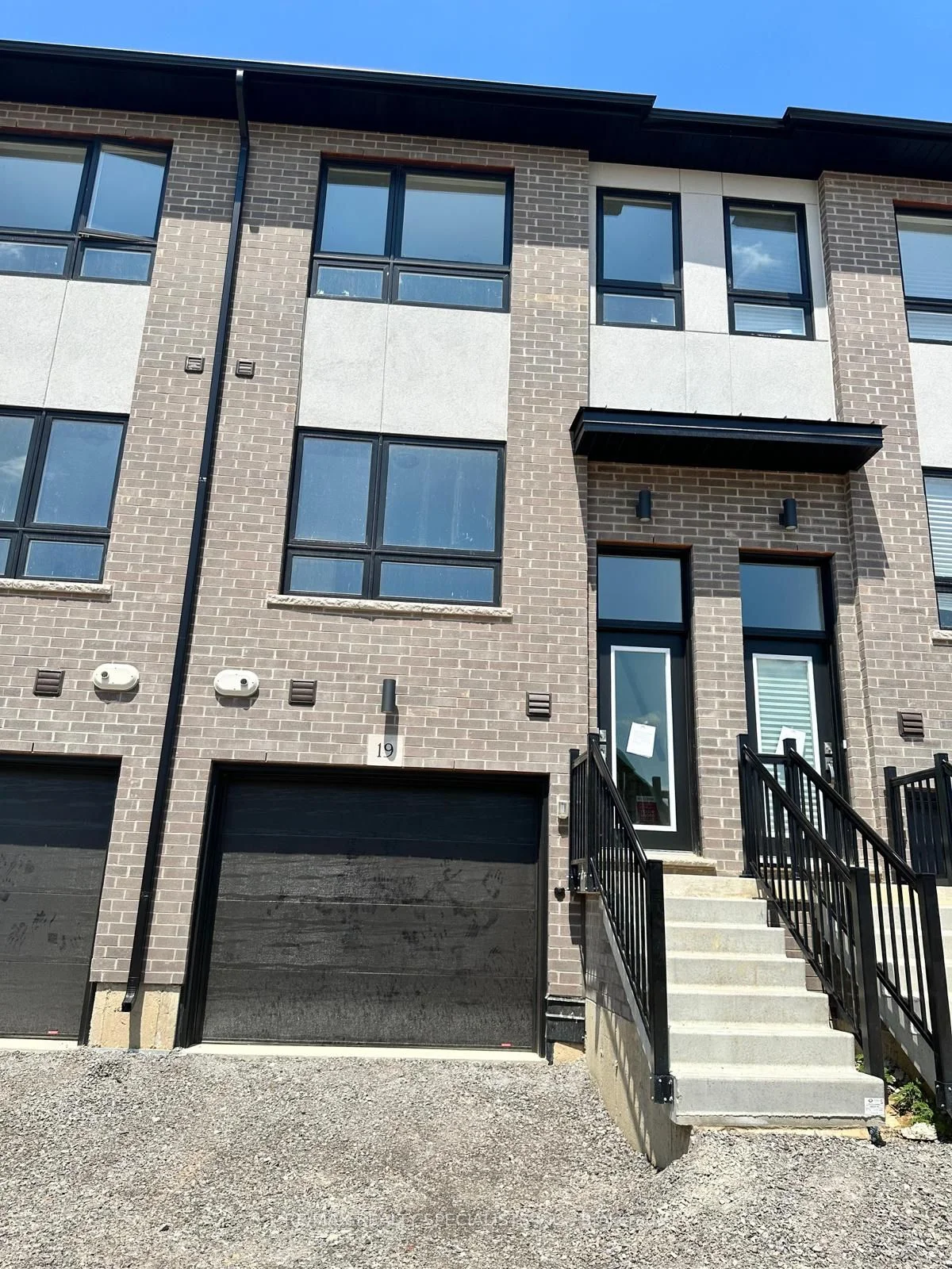 720 Grey Street 19, Brantford, On N3s 0k2