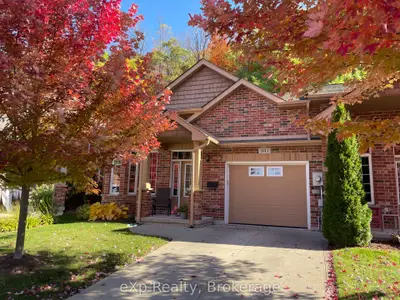 Att/Row/Townhouse in Owen Sound