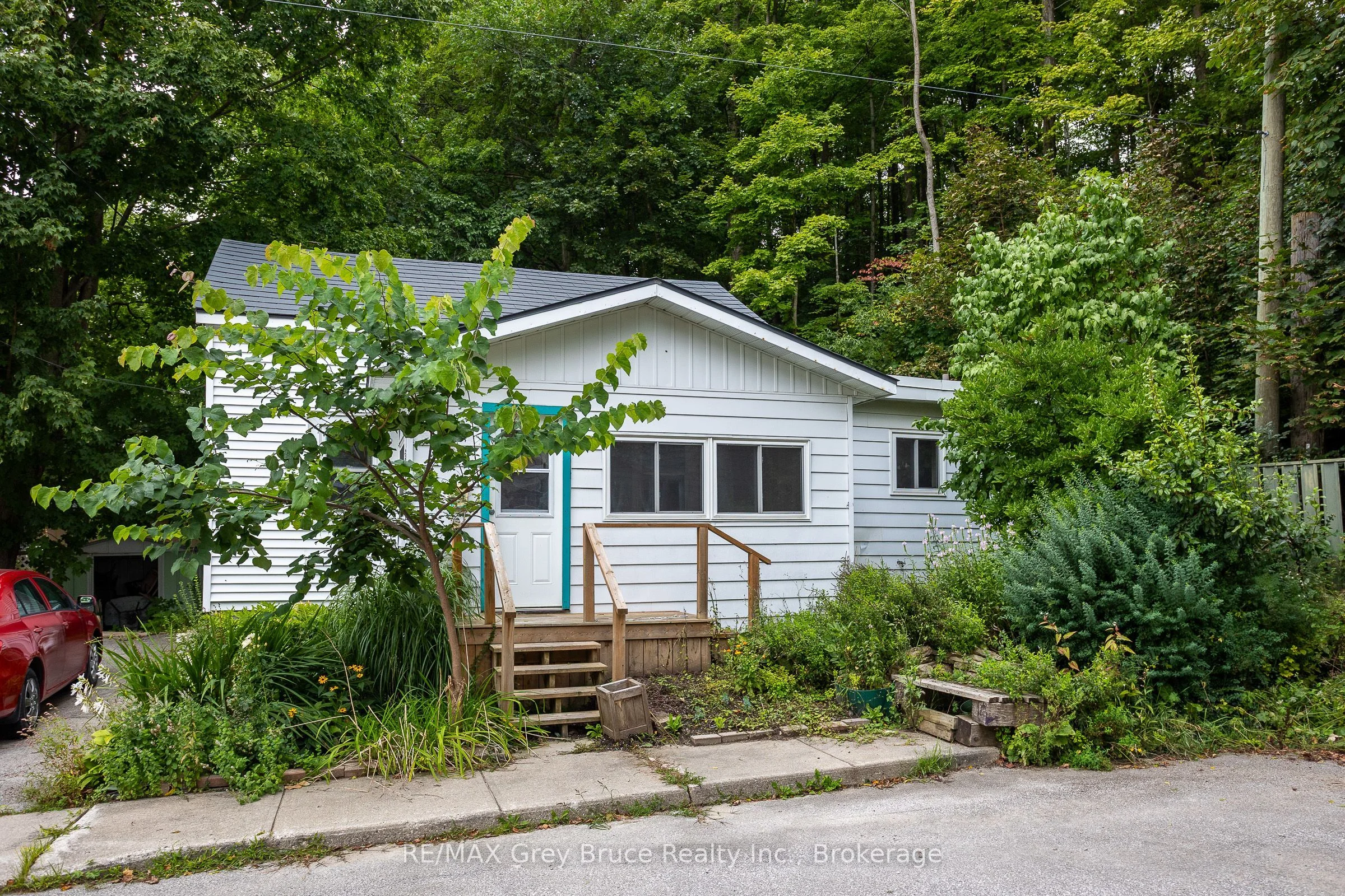 440 13th Street E, Owen Sound, ON N4K 1W6