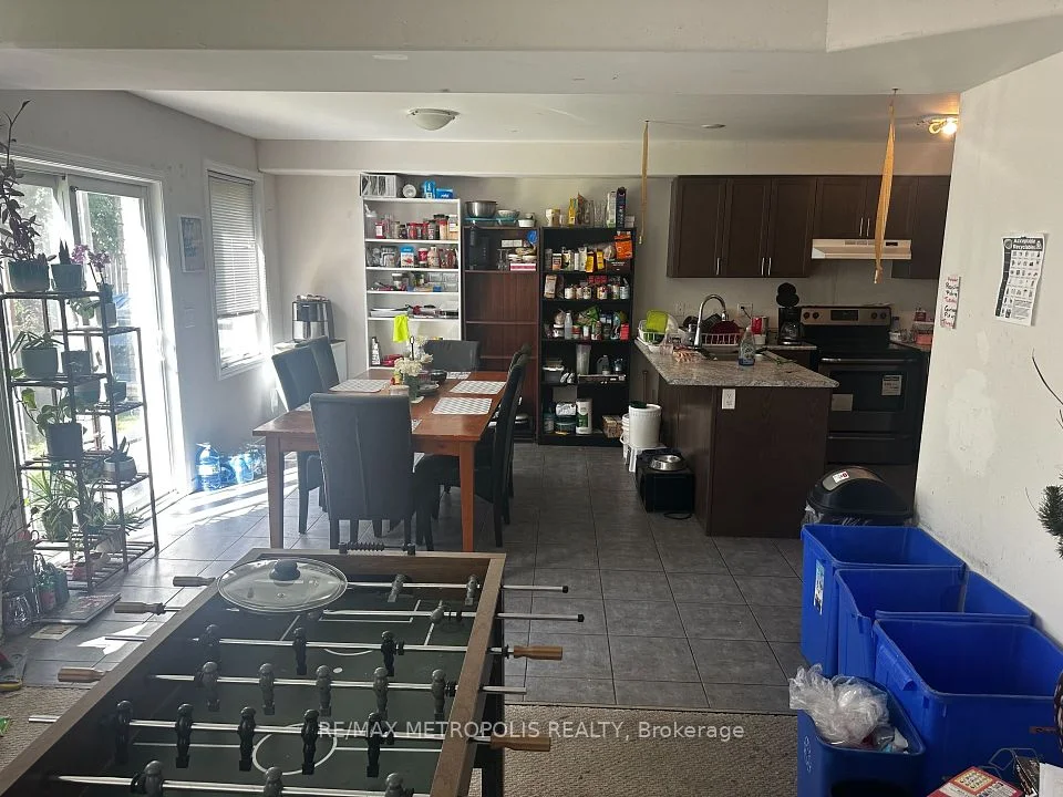 73 Summer Lane Bsmt Room1, Selwyn, ON K9L 0G4