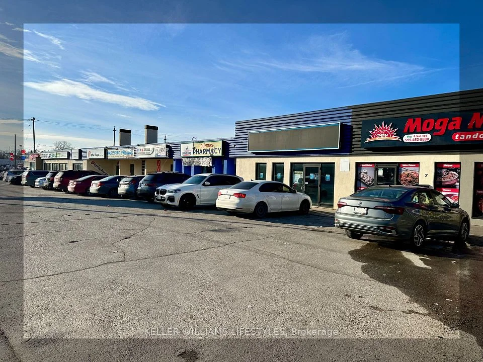 1560 Dundas Street 3, London East, ON N5W 3C1