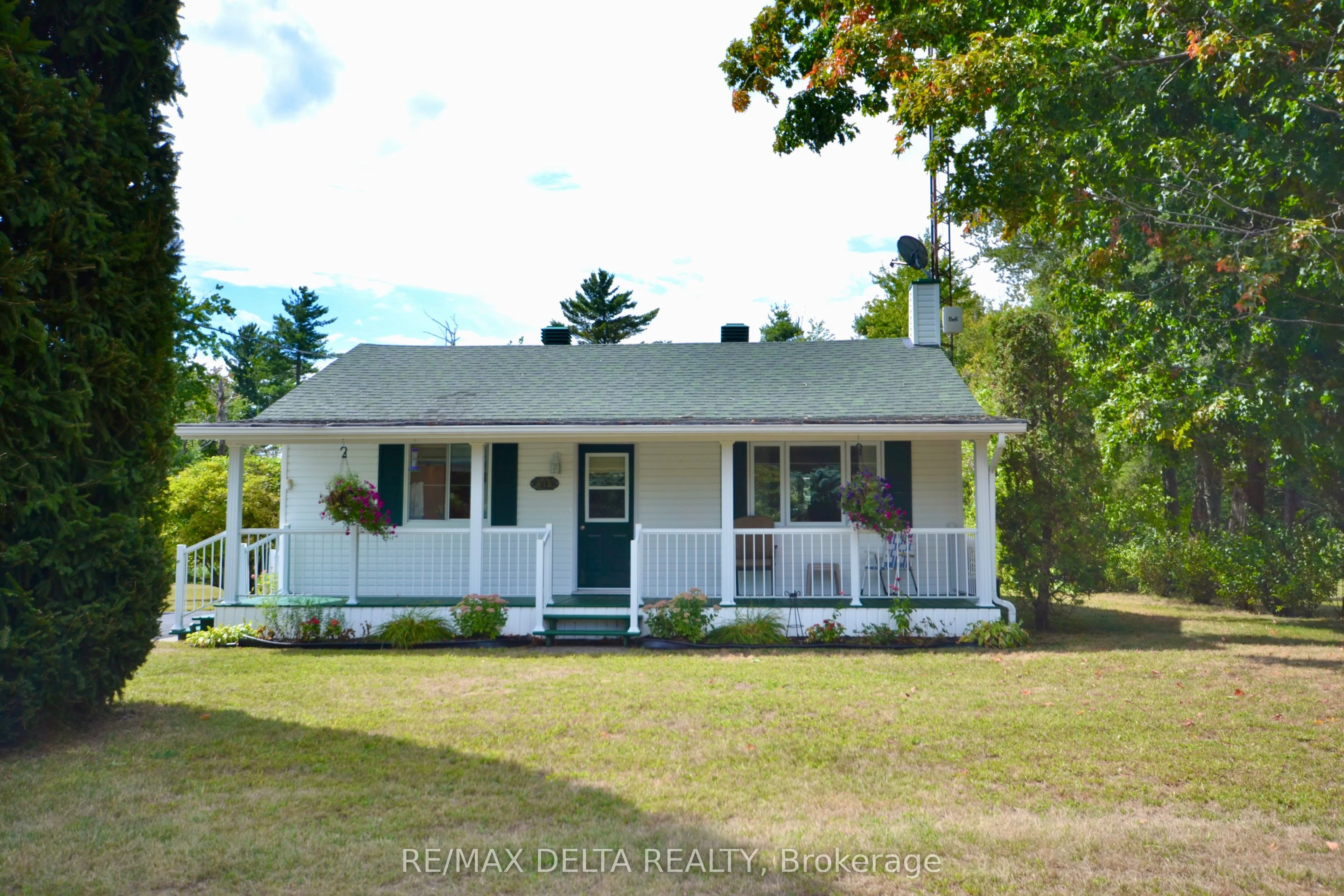 813 County Rd 19 Road, Alfred and Plantagenet, ON K0B 1C0