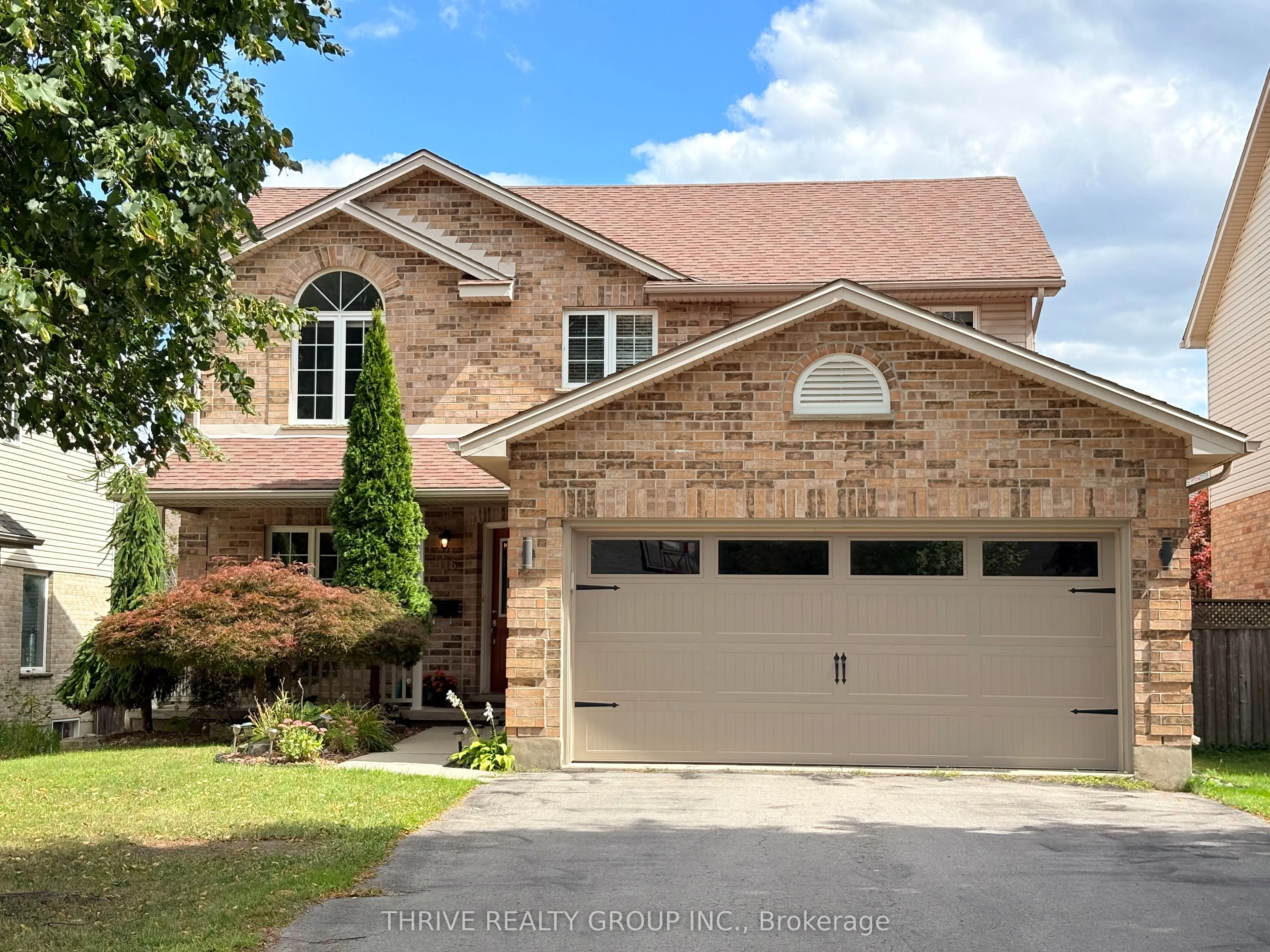 116 Cedarwood Crescent, London North, On N6h 5e7