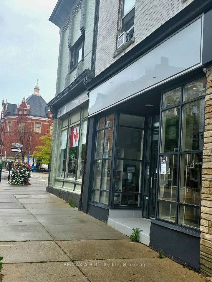 71 Wellington Street, Stratford, ON N5A 2L3