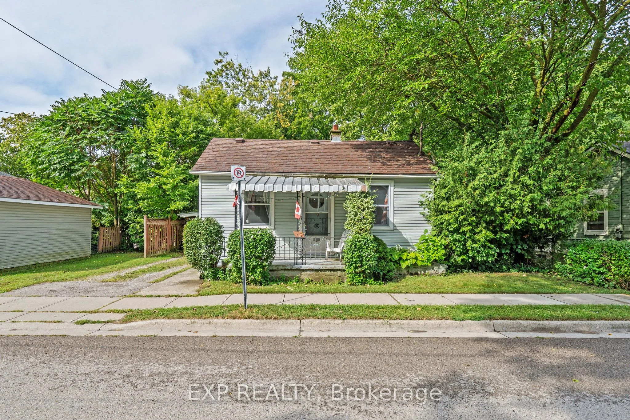 15 Miles Street, London East, ON N5Y 2T7