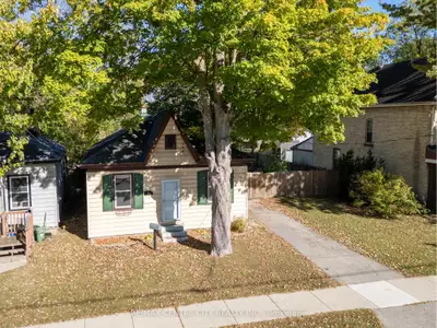 Detached in London East