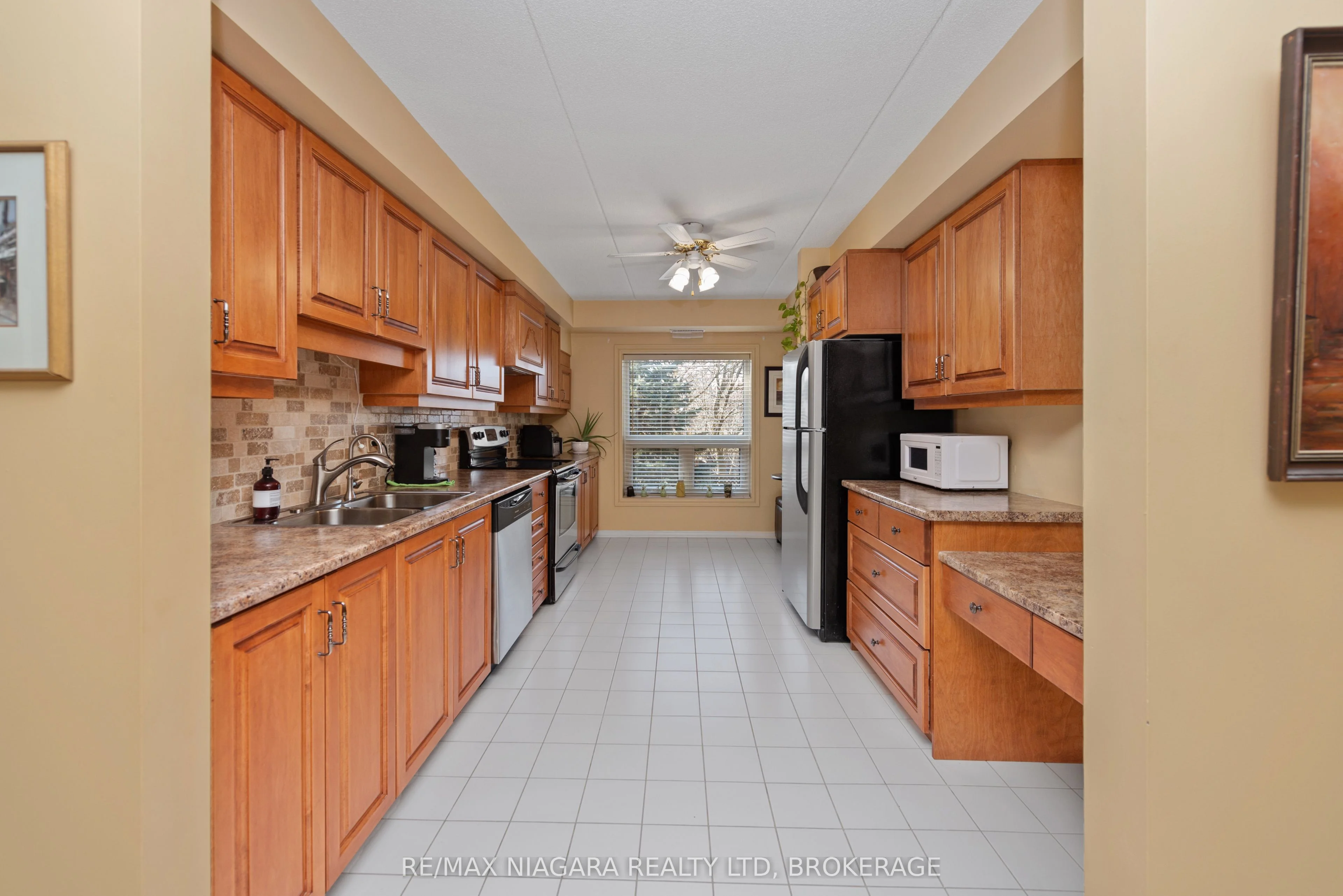 6704 Thorold Stone Road 206, Niagara Falls, ON L2J 1B3