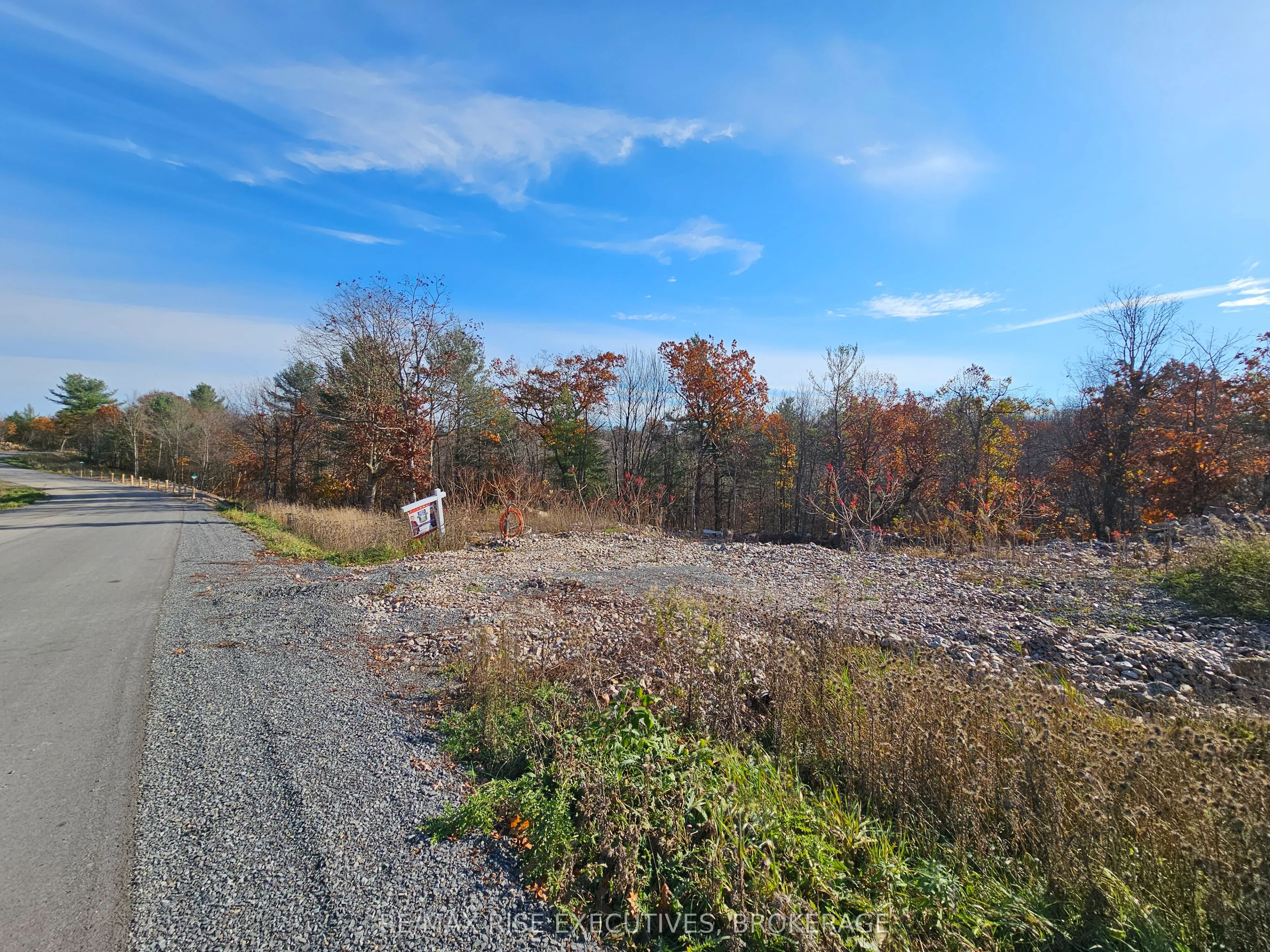 Vacant Land in Front of Leeds & Seeleys Bay