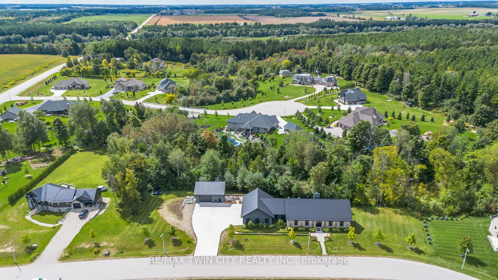 Detached in Mapleton