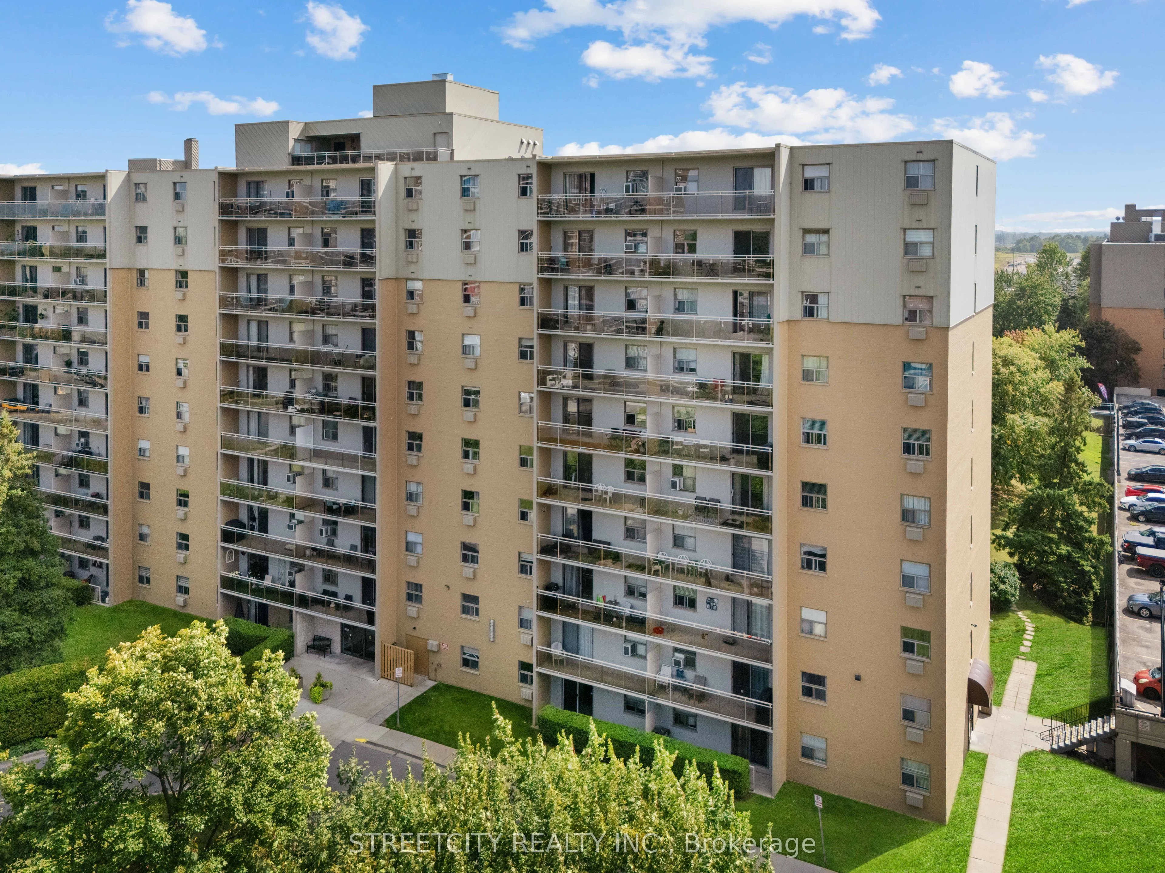 931 Wonderland Road S 504, London South, ON N6K 2X6