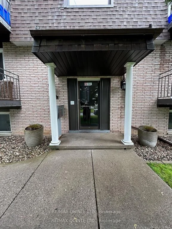 29 McNichol Avenue 5, Quinte West, ON K8V 2R5