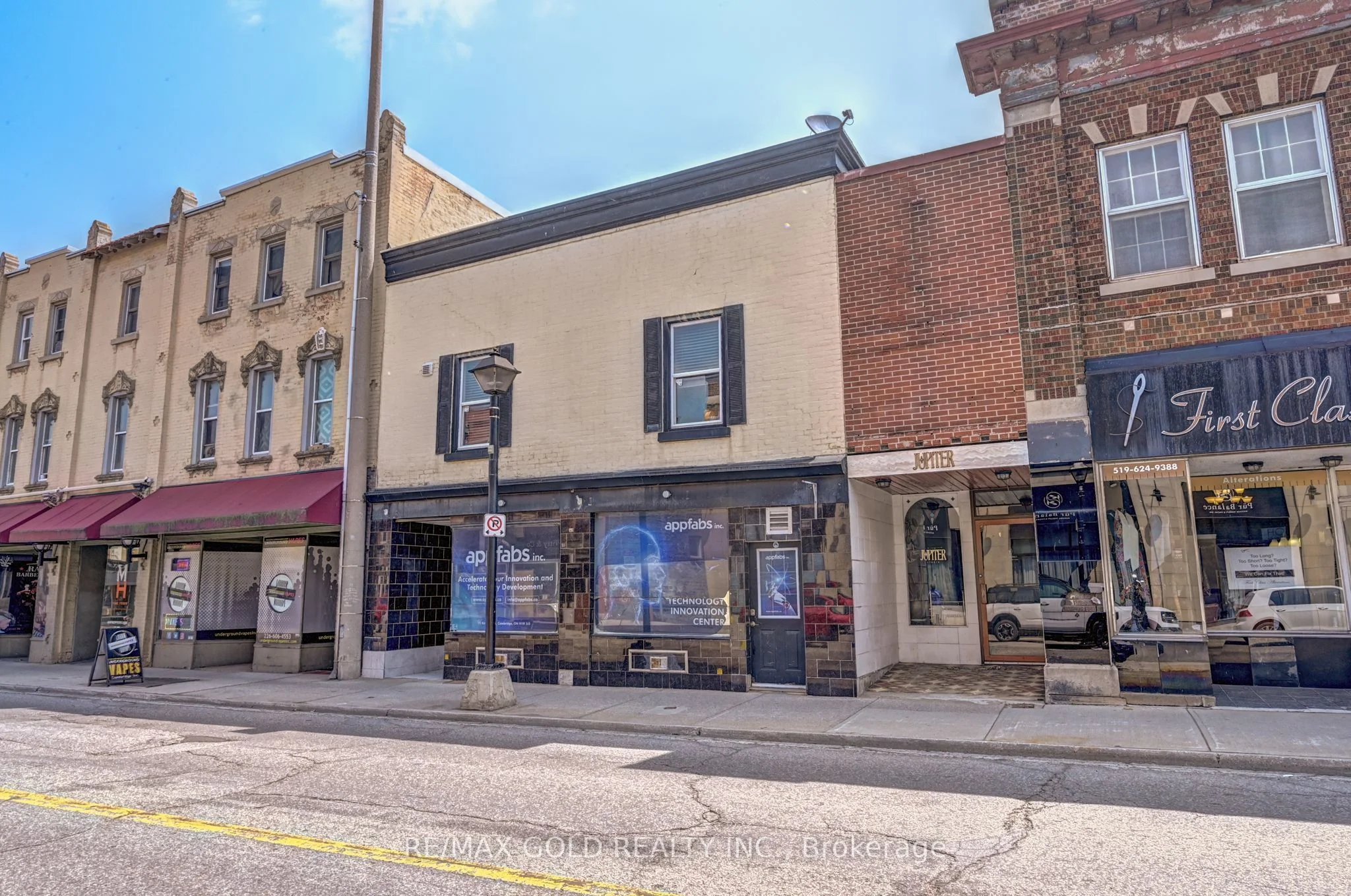 15 Ainslie Street N 2, Cambridge, On N1r 3j3