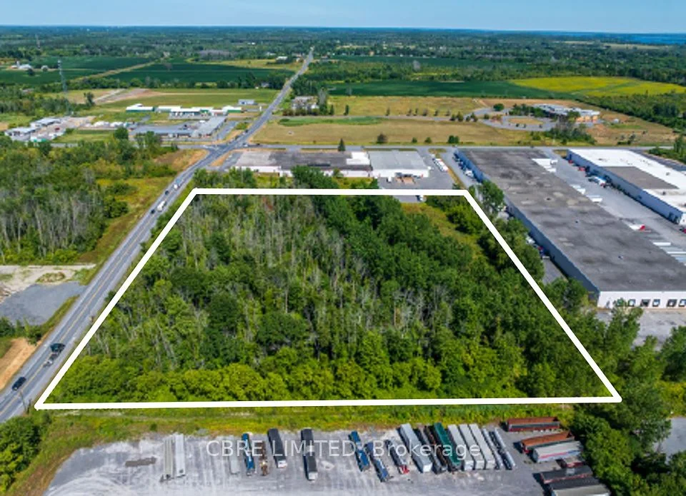 805 Boundary Road, Cornwall, On K6h 6k8