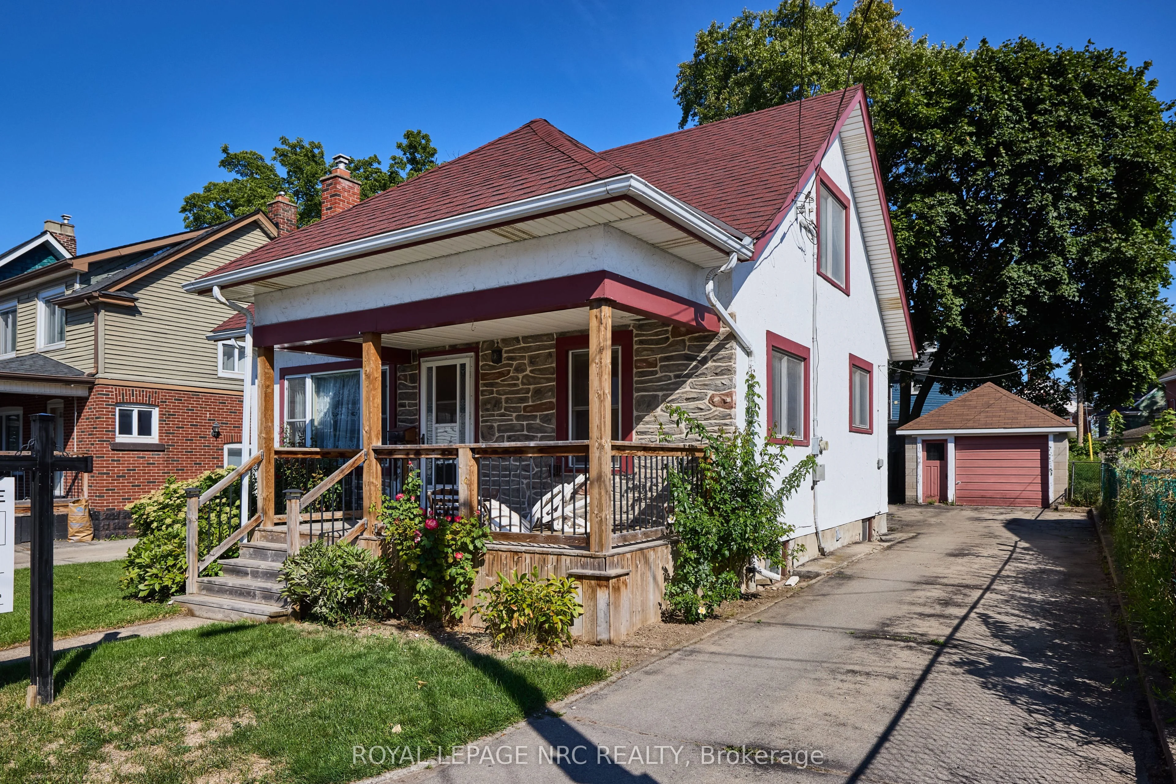 24 Randolph Street, Welland, ON L3B 4C2