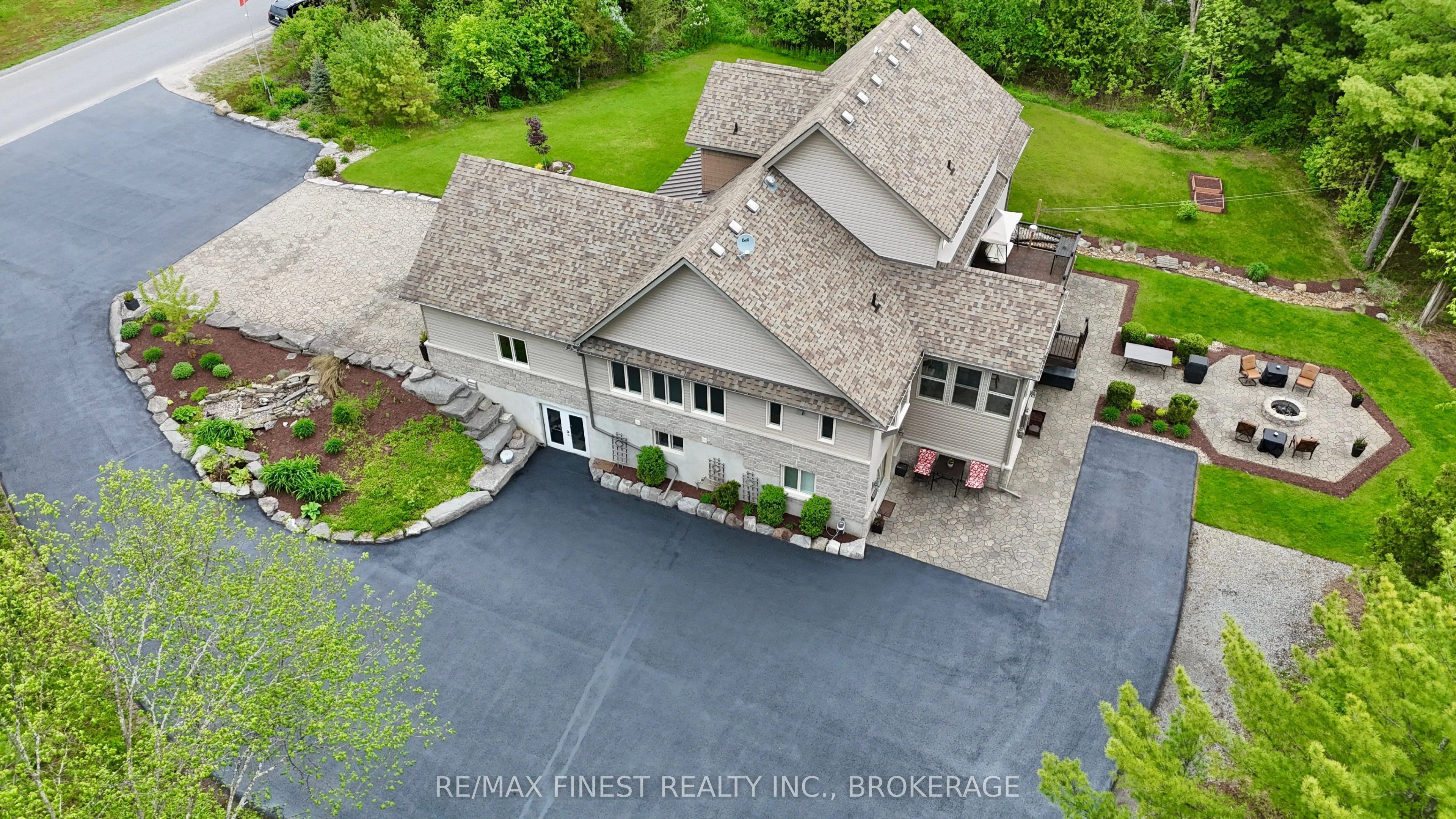 Detached in Kingston