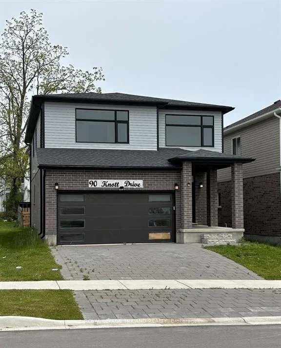 90 Knott Drive, London South, ON N0L 0G5