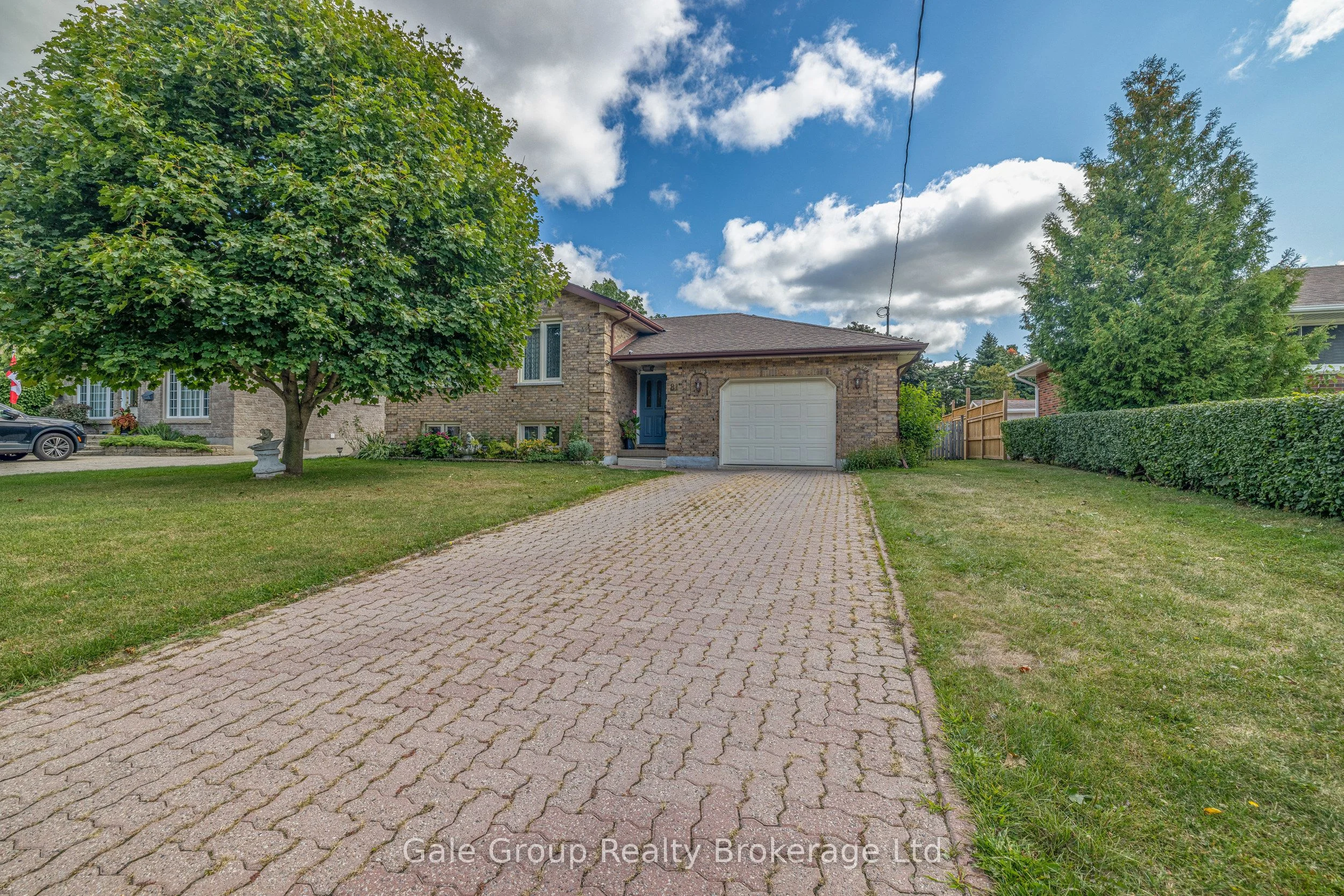 81 BEE Street, Woodstock, ON N4S 3Z2