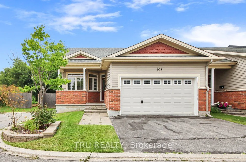 108 VILLAGEVIEW Private, Carp - Huntley Ward, ON K0A 1L0