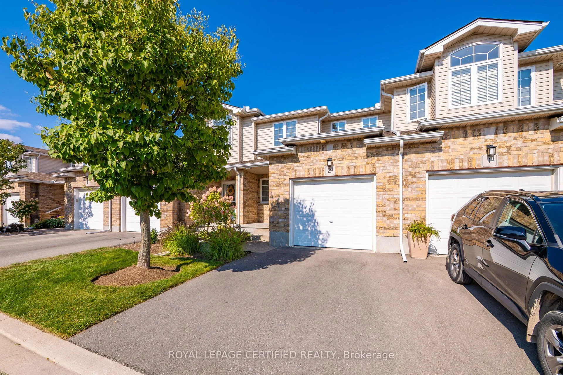 Condo Townhouse in Guelph
