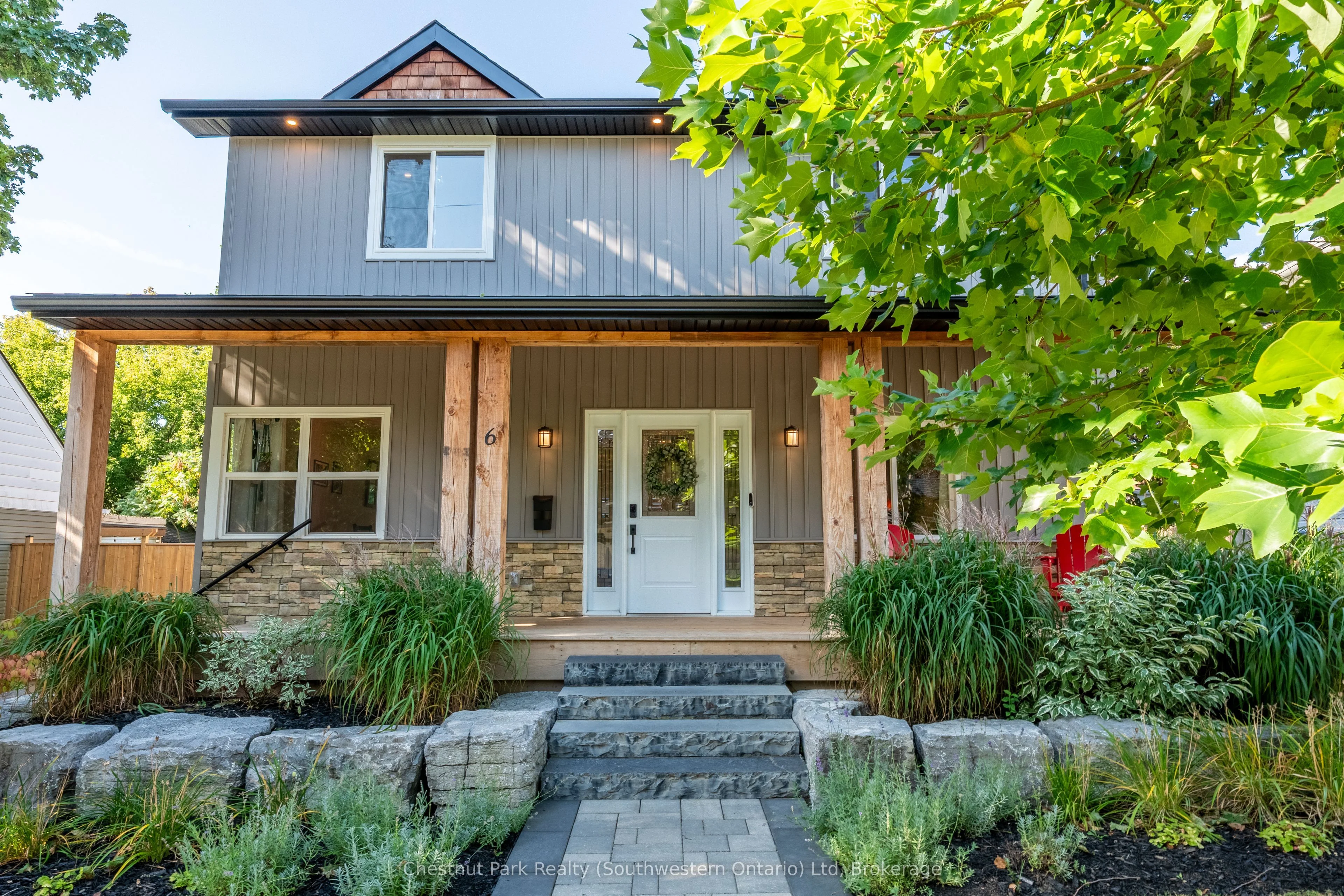 6 Goldie Avenue, Guelph, ON N1H 6A4