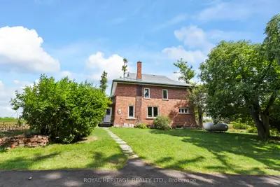 Detached in Kawartha Lakes