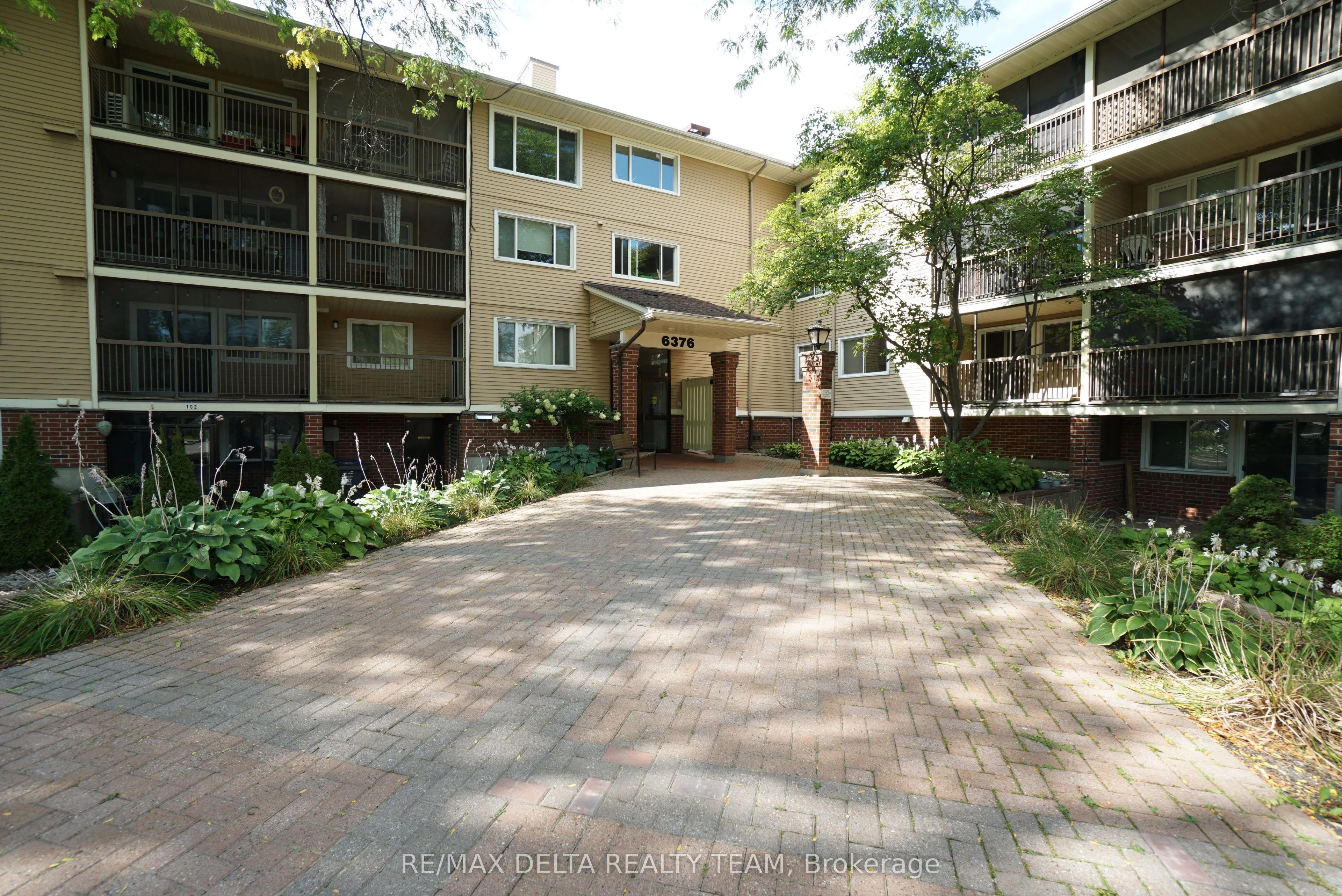 6376 BILBERRY Drive 412, Orleans - Convent Glen and Area, ON K1C 4P6