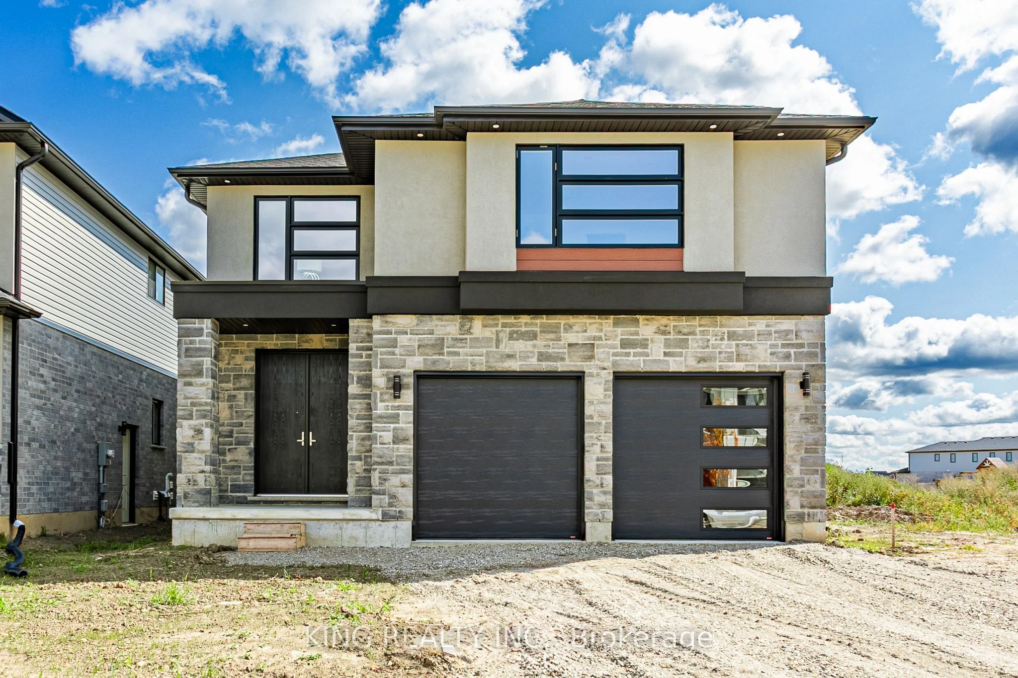 1919 Evans Boulevard, London South, ON N6G 0M8