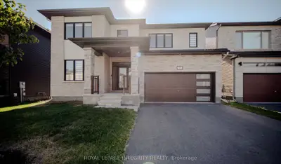 Detached in Barrhaven