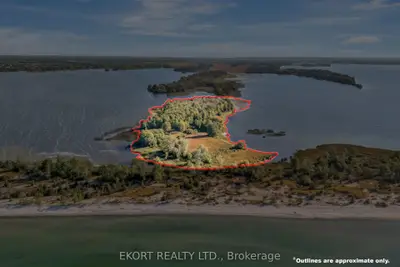 2 Garrett Island, Prince Edward County, On K0k 2t0