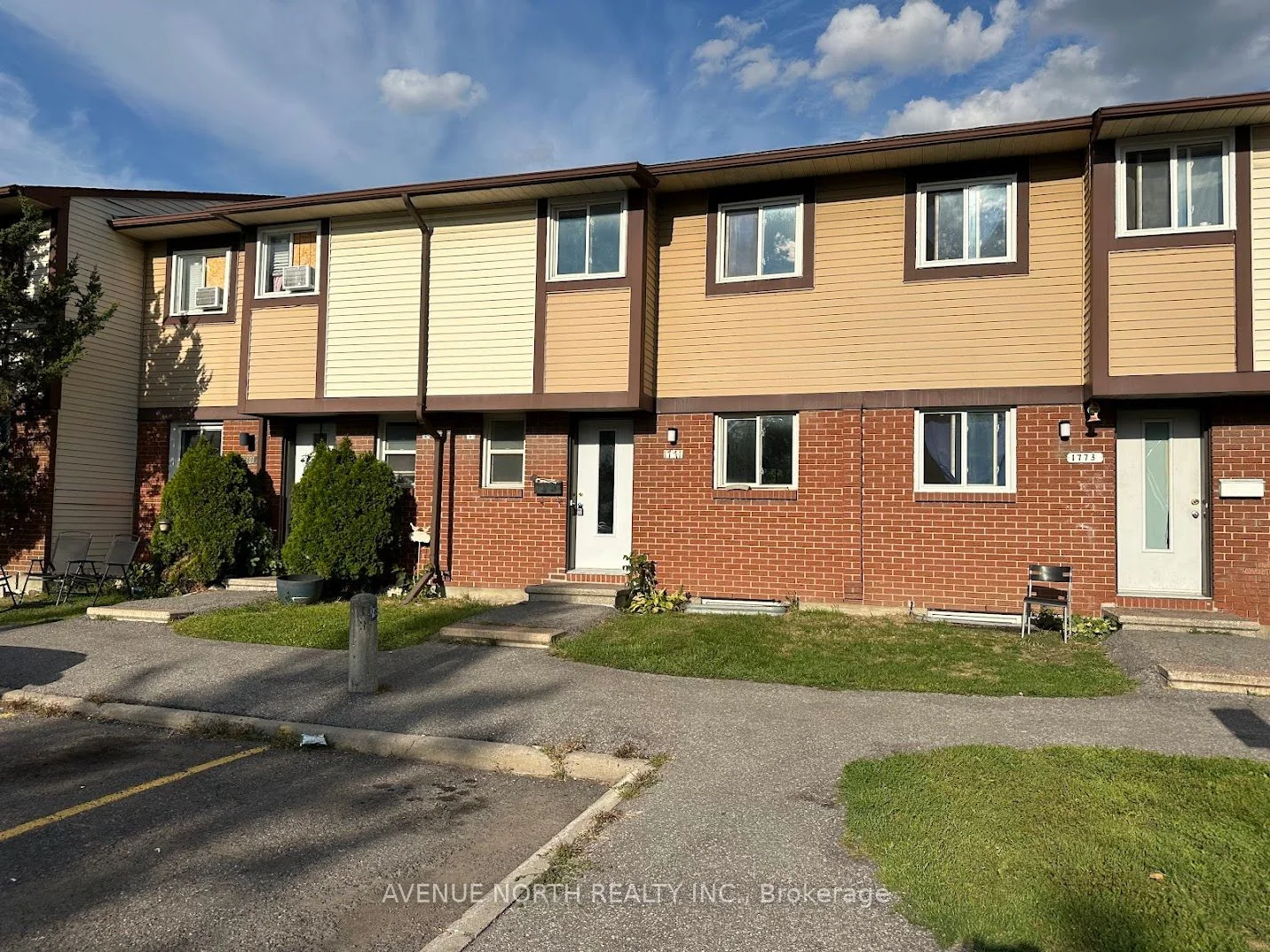 1771 Dondale Street 60, Cyrville - Carson Grove - Pineview, ON K1B 5H7