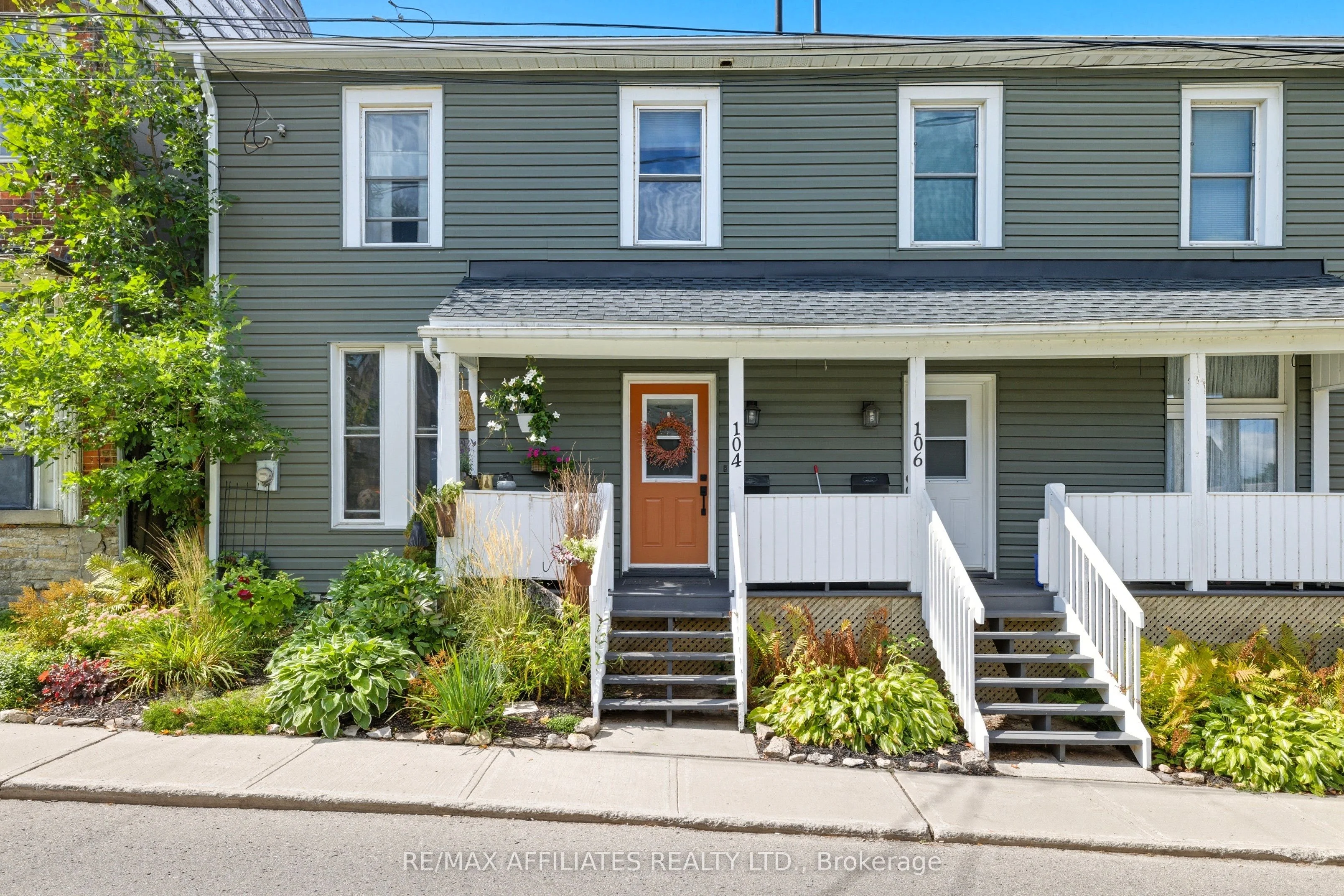 104 Bethune Street, Brockville, ON K6V 2E4