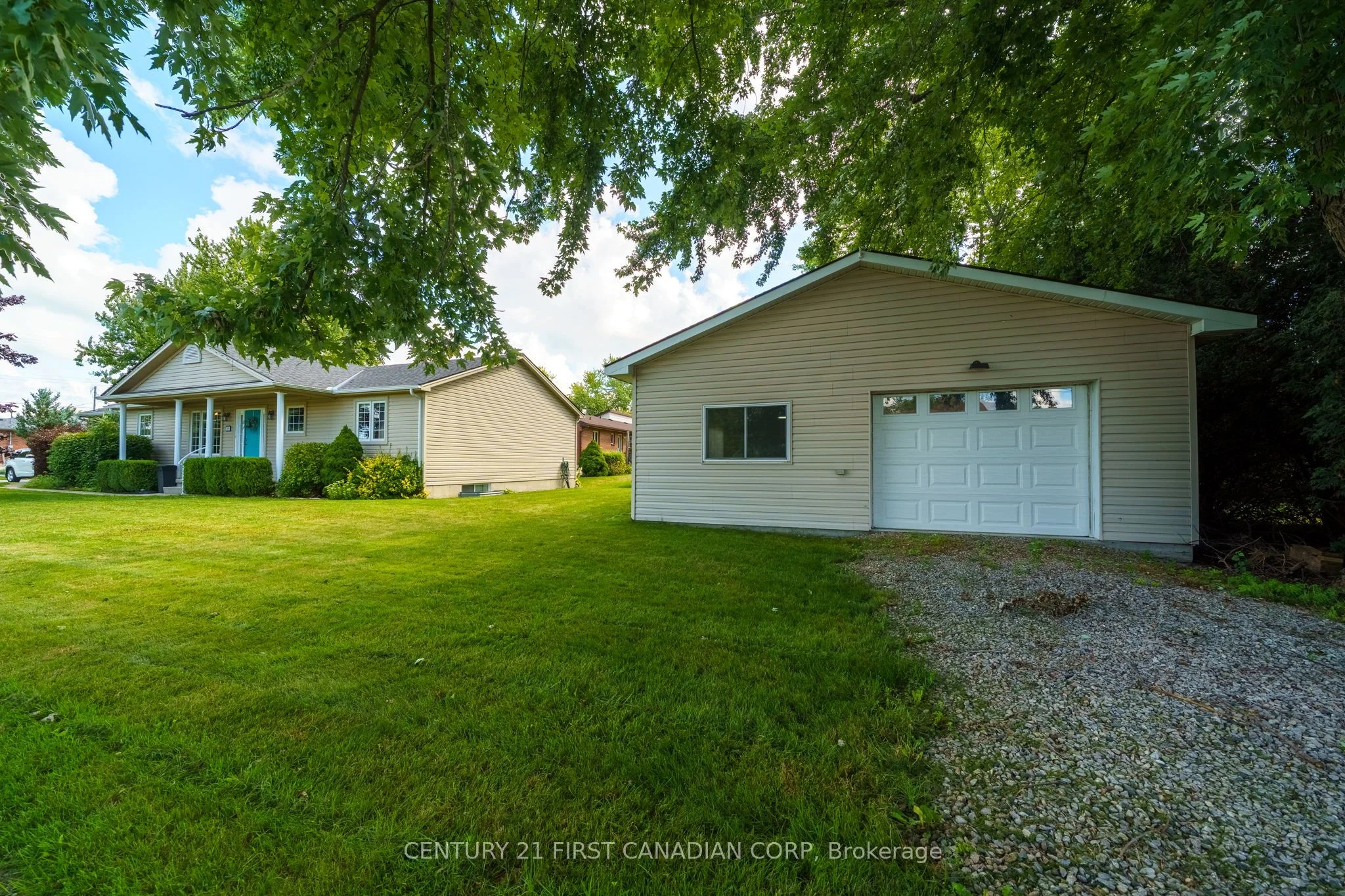 300 Station St Street, North Middlesex, ON N0M 2K0