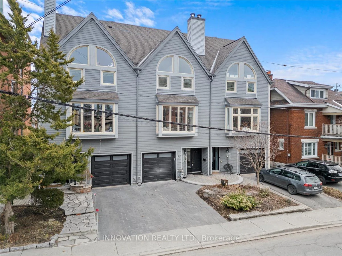 Att/Row/Townhouse in New Edinburgh - Lindenlea