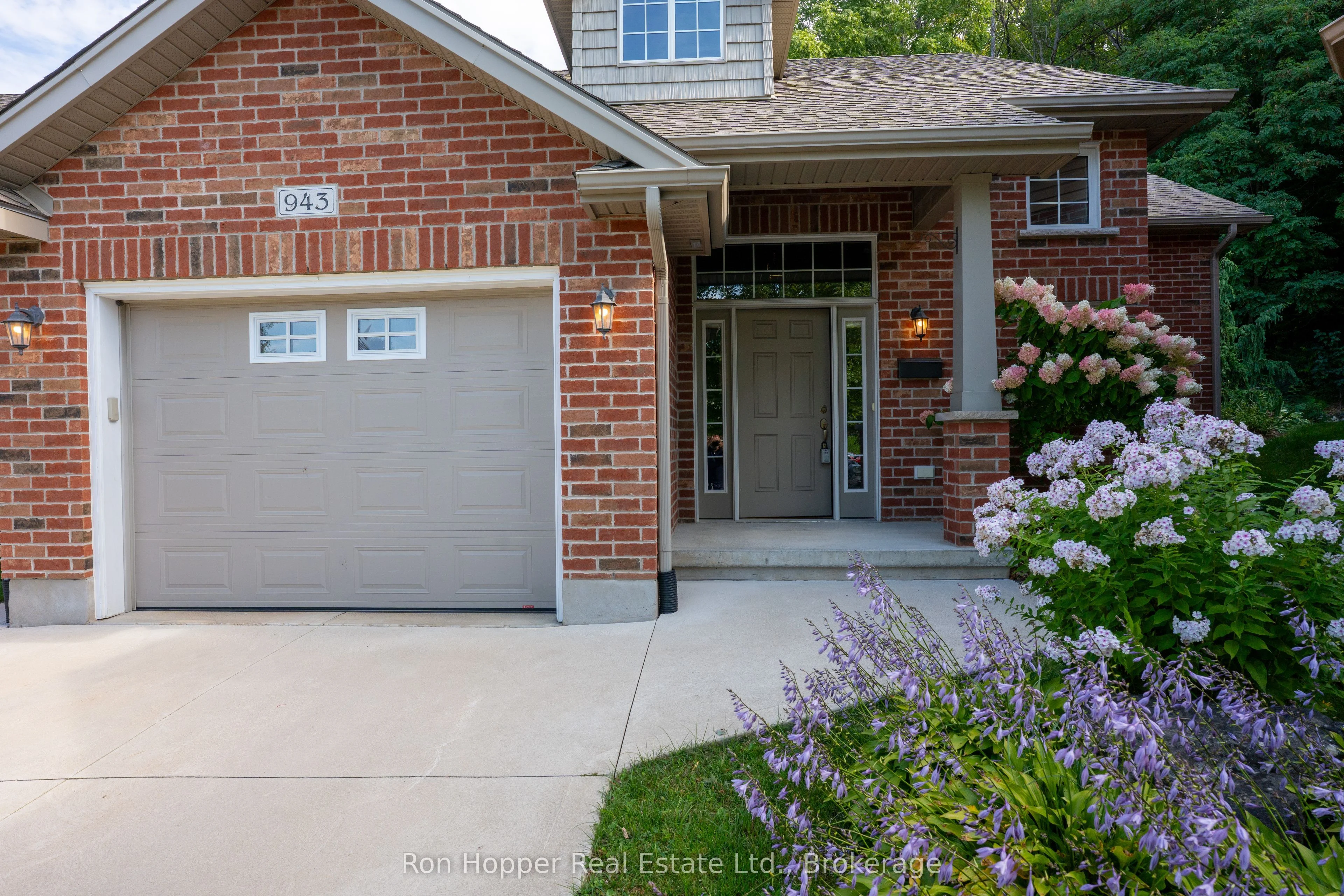 943 5th A Avenue E, Owen Sound, ON N4K 0C2